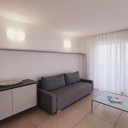 Torre Argonavis Apartment Линяно Сабиадоро Екстериор снимка